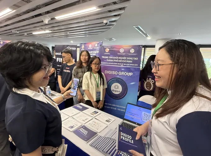 A booth of a startup enterprise at the exhibition. img-4548-8257-9471.jpg