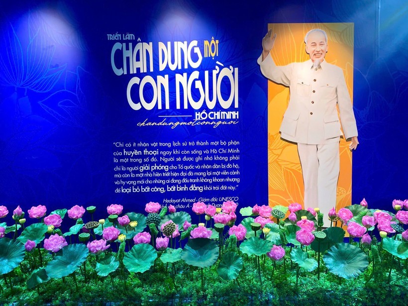 The special display honours President Ho Chi Minh’s life and career. (Photo: VNA) bacho-6.jpg