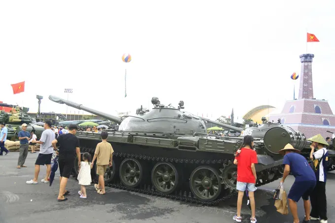 600,000 people flock to the 80-year National Achievements Exhibition on first day of National Day holiday. 4caaf61c-5ad3-437b-ae0f-8bc01ccccfc9-3980-776.jpg