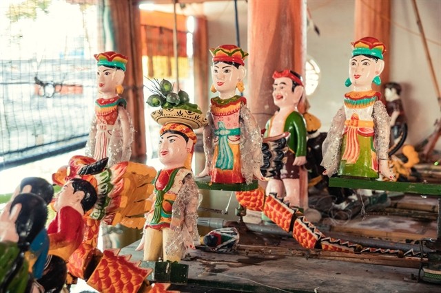 Puppets from Dao Thuc, one of the most famous water puppet troupes in Vietnam. 451201_5275224442002788_image.png