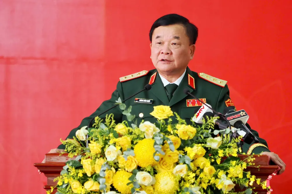 Deputy Minister of National Defence Senior Lieutenant General Hoang Xuan Chien speaks at the event. (Photo: SGGP) 4e5354fdbffc35a26ced-1563-2007.jpg
