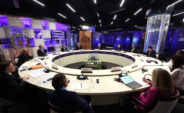 Russian President Vladimir Putin addresses the World Atomic Week. (Photo: VNA) 452710_Original (28).jpg