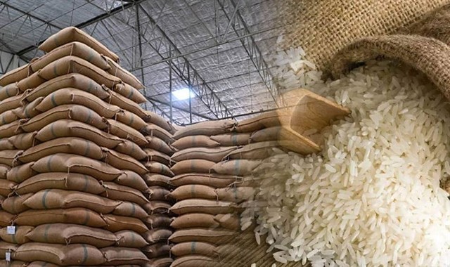 Fifteen regional state reserve branches organise bidding sessions to purchase 200,000 tons of rice. (Photo thesaigontimes.vn) 452434-gao-xuat-khau.jpg