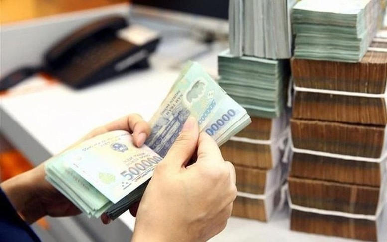 The opening of commune-level administrations' salary payment accounts and the disbursement of funds in line with Decree No. 178/2024/ND-CP and Decree No. 67/2025/ND-CP must be completed before October 5, 2025, according to the PM's latest dispatch. (Photo: baochinhphu.vn) vc-1719807547625875022495-0-0-512-819-crop-17198075539361790592060-6242-17592192521232073449778.jpg