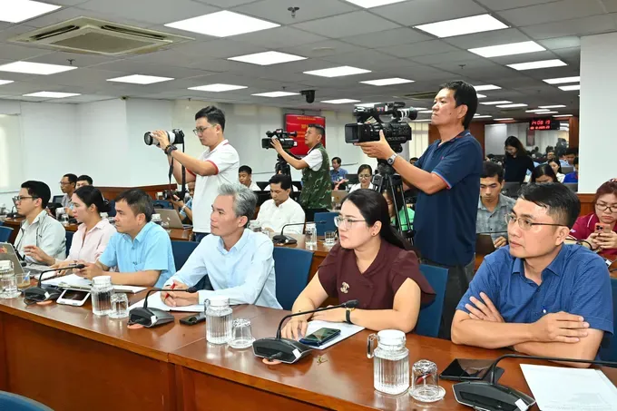 Delegates attend the press conference. (Photo: SGGP/ Viet Dung) img-6294-1821-222.jpeg
