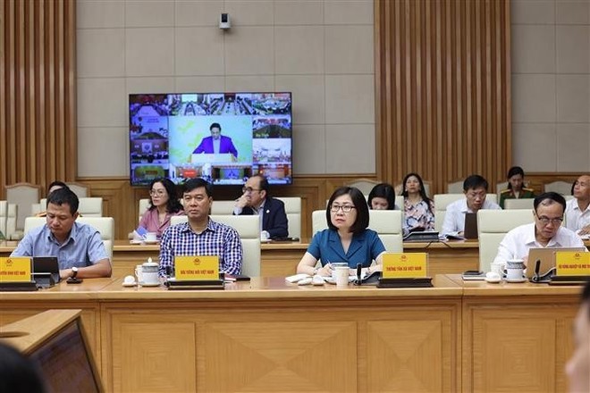 Delegates at the conference. (Photo: VNA) vna-potal-thu-tuong-chu-tri-hoi-nghi-trien-khai-chuong-trinh-muc-tieu-quoc-gia-phong-chong-ma-tuy-den-nam-2030-8326527.jpg