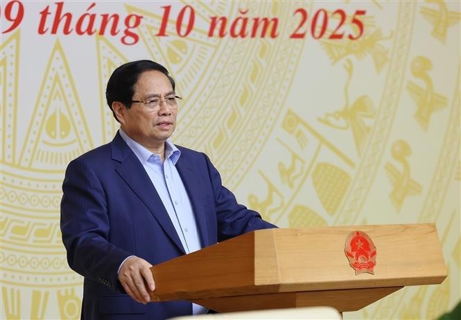 Prime Minister Pham Minh Chinh on October 9 chairs a nationwide teleconference to launch the National Target Program on Drug Prevention and Control to 2030. (Photo: VNA) vna-potal-thu-tuong-chu-tri-hoi-nghi-trien-khai-chuong-trinh-muc-tieu-quoc-gia-phong-chong-ma-tuy-den-nam-2030-8326529.jpg