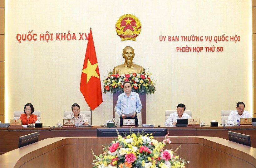NA Chairman Tran Thanh Man speaks at the opening of the NA Standing Committee's 50th session (Photo: VNA) hqa.jpg