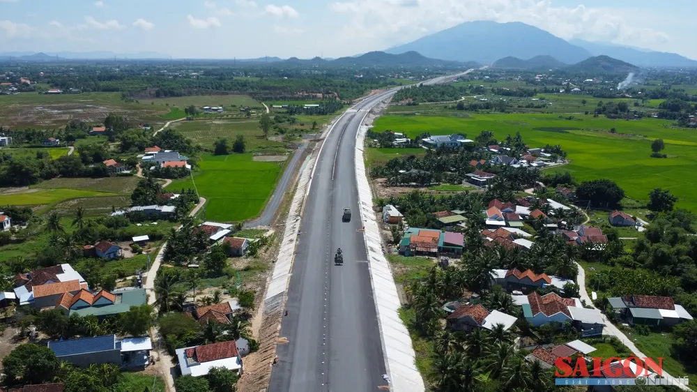 dasua-0040-810-6113.jpg