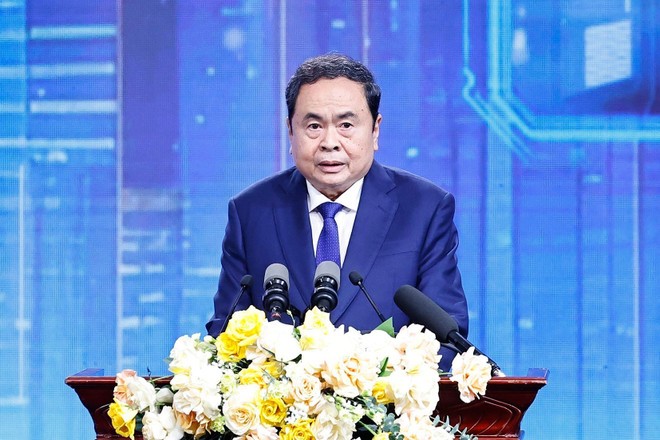 NA Chairman Tran Thanh Man speaks at the event. (Photo: VNA) vna-potal-chu-tich-quoc-hoi-tran-thanh-man-du-le-trao-giai-nhan-tai-dat-viet-nam-2025-8367993-1.jpg