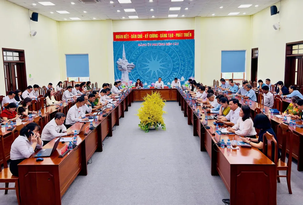 Quang cảnh hội nghị BC 2.jpg