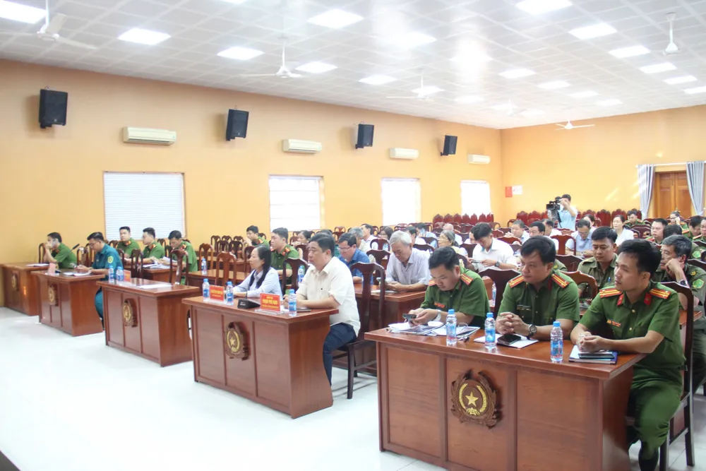 Quang cảnh lễ ra mắt mô hình "Tổ công tác 3 trong 1" LT mô hình 2.jpg