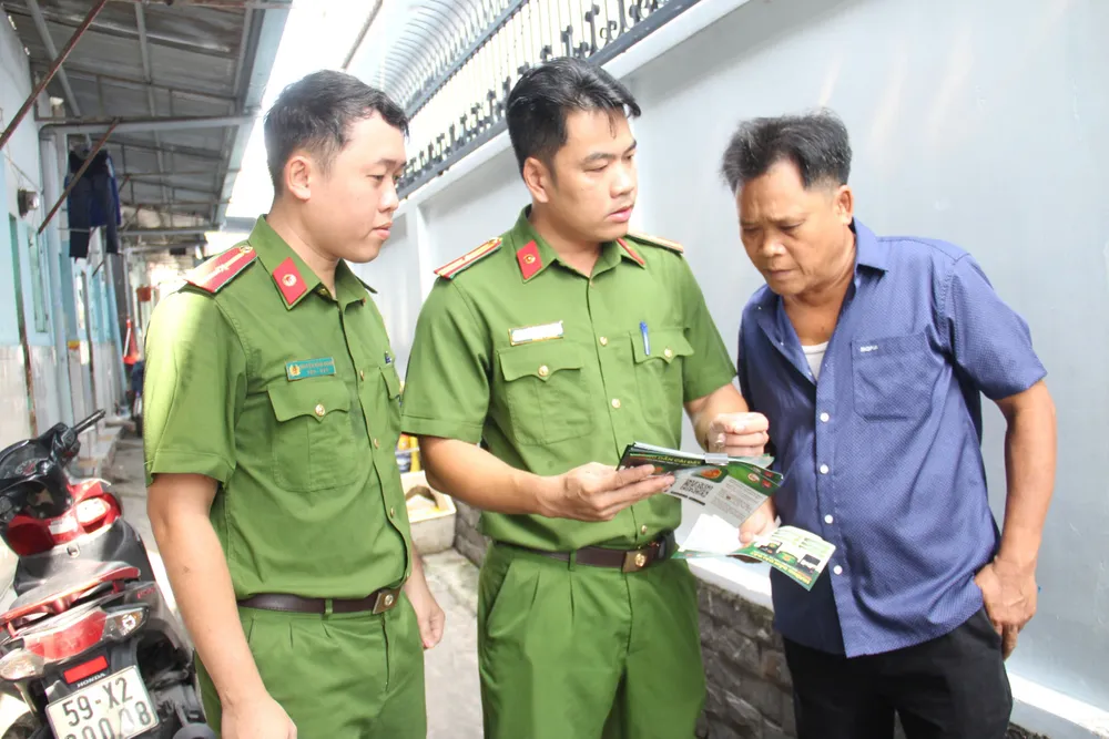 Hướng dẫn người dân cài đặt ứng dụng SOS An ninh trật tự LT mô hình 4.jpg