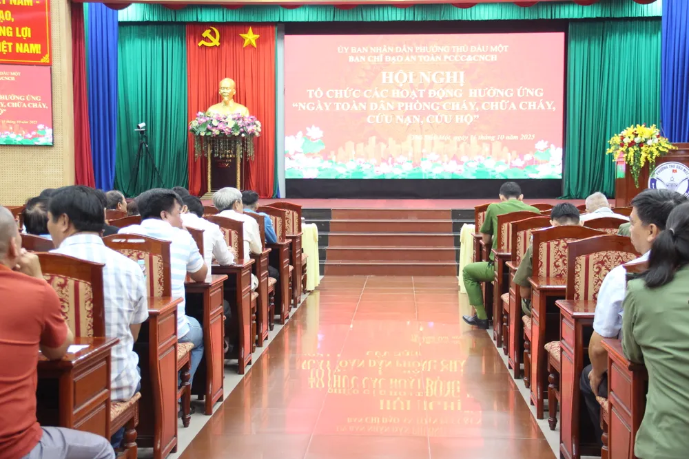 Quang cảnh hội nghị tuyên truyền IMG_1975.JPG