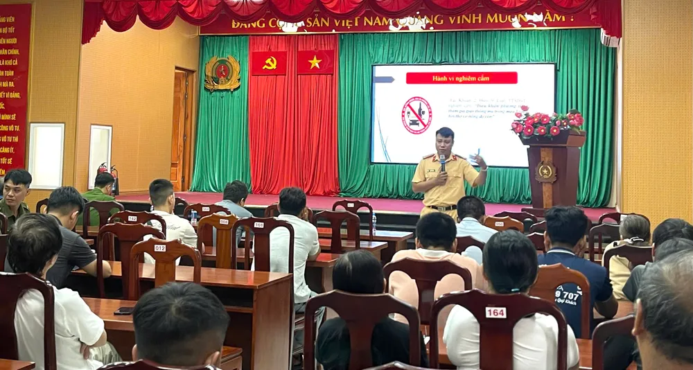 chủ cs 6.jpg