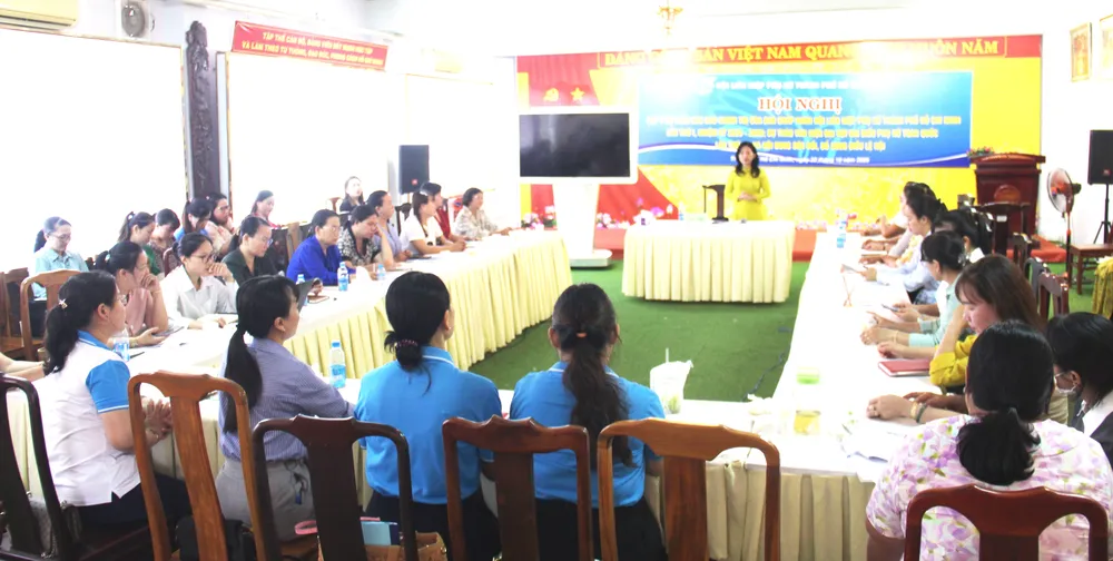Quang cảnh Hội nghị góp ý dự thảo báo cáo chính trị của Ban Chấp hành Hội LHPN TPHCM IMG_2614.JPG