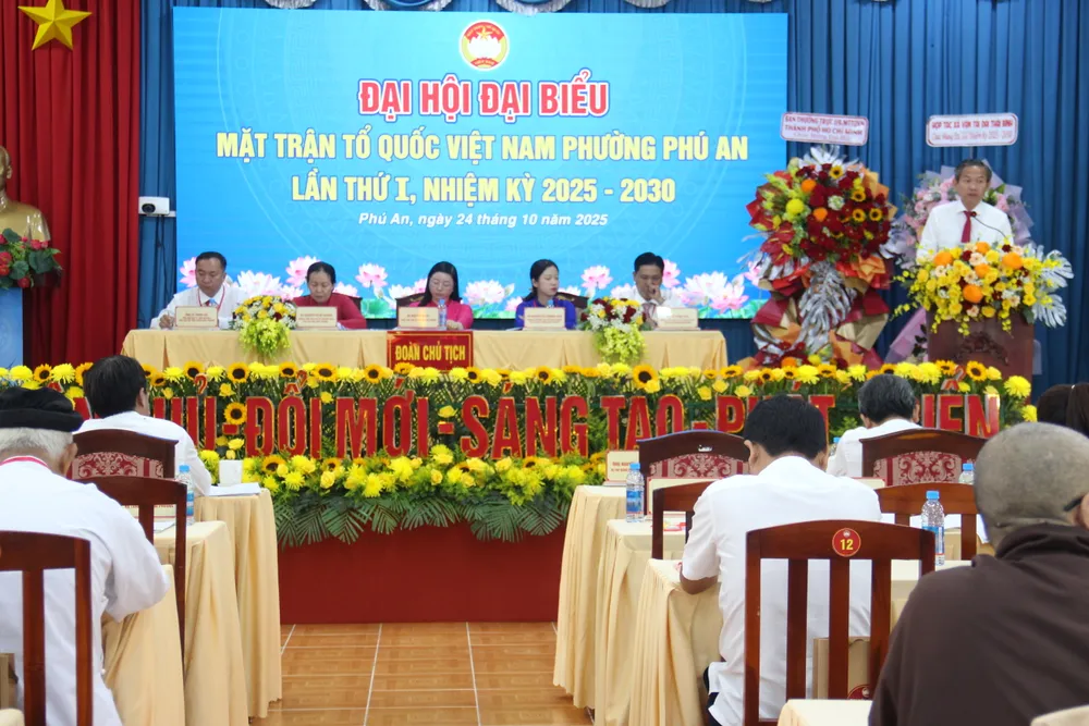 Quang cảnh Đại hội đại biểu MTTQ phường Phú An IMG_2729.JPG