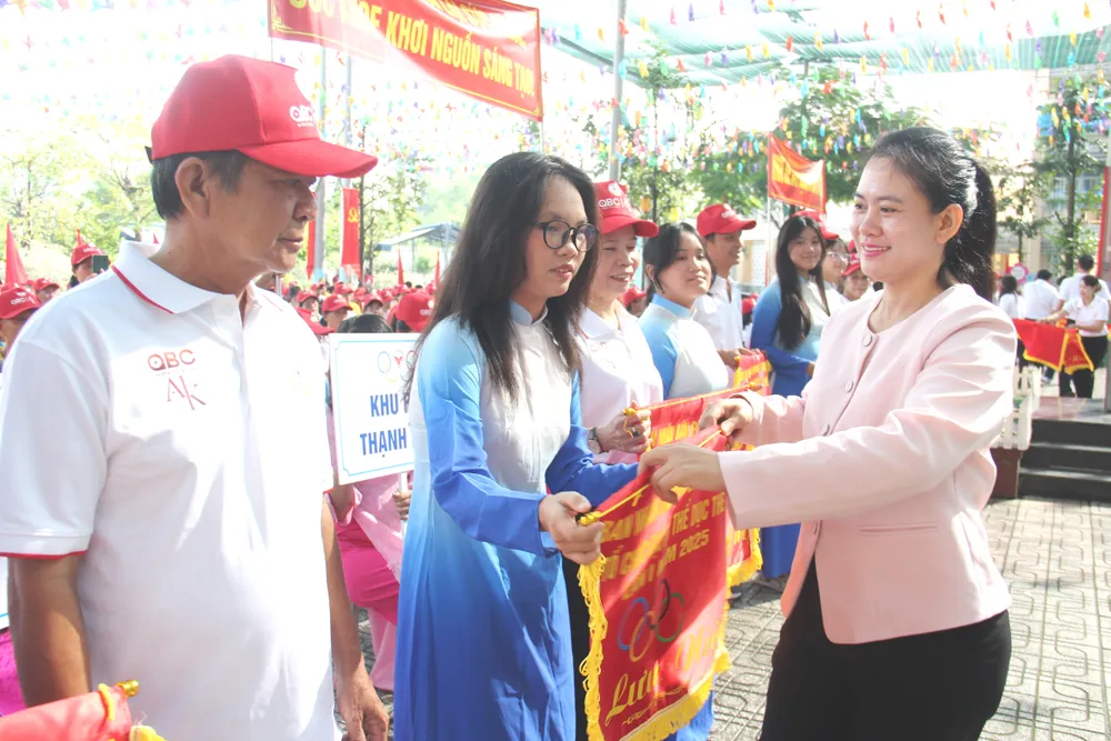 Lan toả phong trào toàn dân luyện tập thể dục thể thao