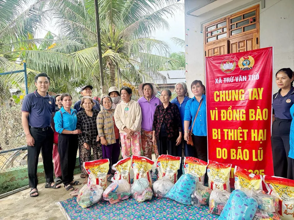 Trừ Văn Thố 1.jpg