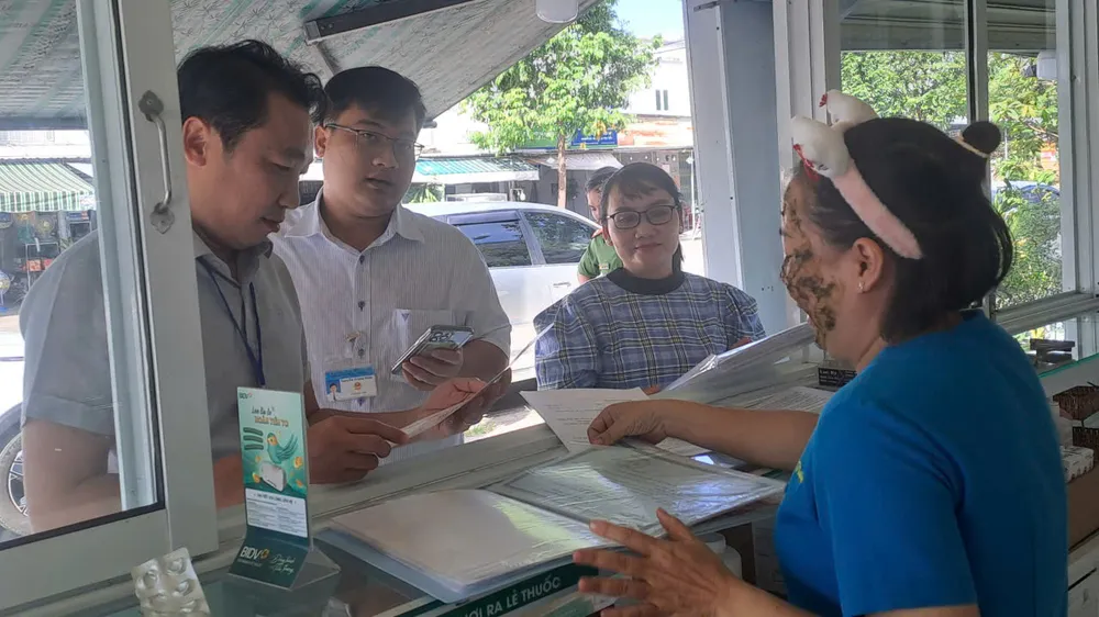 Kiểm tra tiệm thuốc 5.jpg