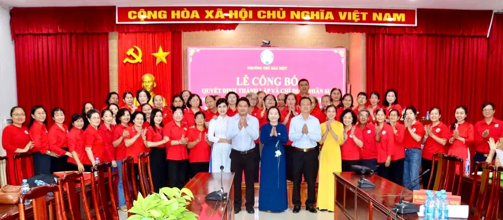 Phường Thủ Dầu Một ra mắt 2 hội quần chúng