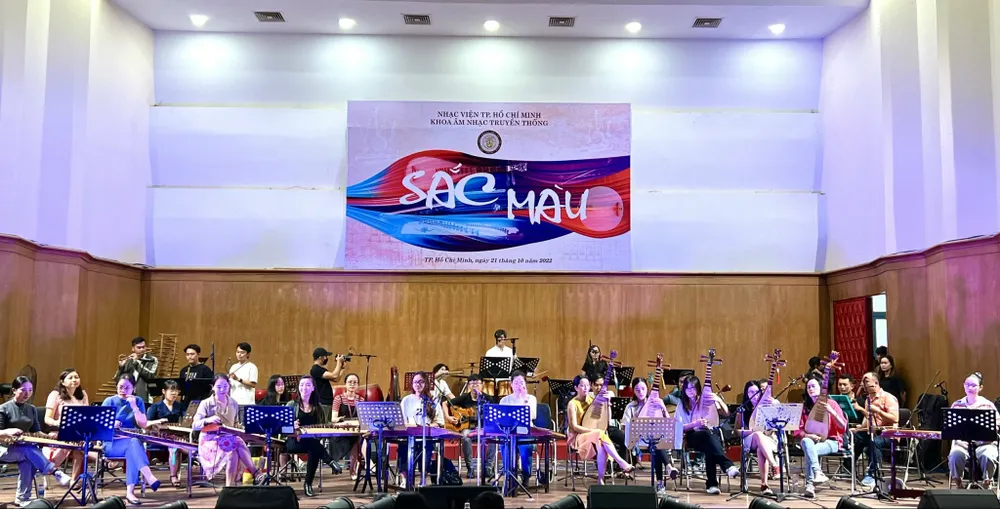 Chương trình hòa nhạc dân tộc “Sắc màu” ảnh 1 Chương trình hòa nhạc dân tộc “Sắc màu” ảnh 1