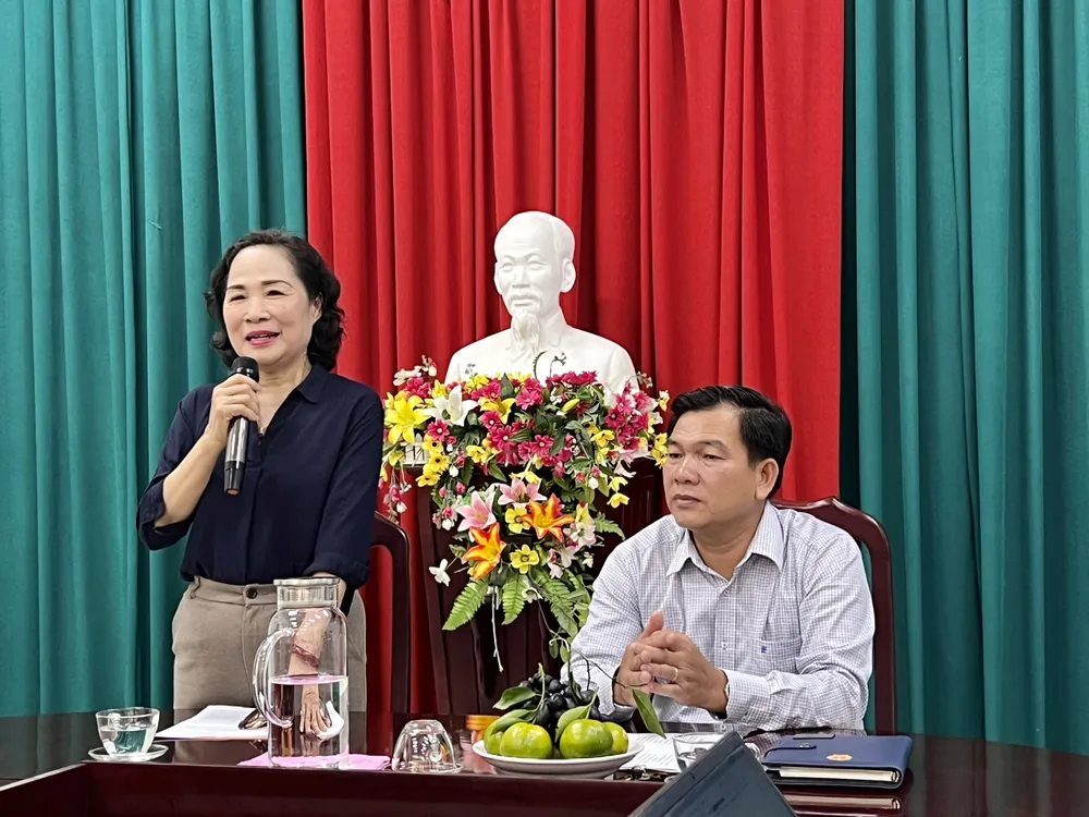 Chủ tịch Hội Nghệ sĩ Sân khấu Việt Nam - NSND Trịnh Thúy Mùi chia sẻ thông tin về Liên hoan Nghệ thuật Sân khấu Dù Kê Khmer Nam bộ năm 2023. Ảnh: THÚY BÌNH Chủ tịch Hội Nghệ sĩ Sân khấu Việt Nam - NSND Trịnh Thúy Mùi chia sẻ thông tin về Liên hoan Nghệ thuật Sân khấu Dù Kê Khmer Nam bộ năm 2023. Ảnh: THÚY BÌNH