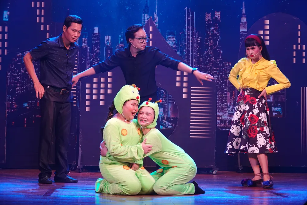 Cuộc tìm kiếm kỳ công của các gia đình có con trẻ bị "mất tích". Ảnh: THÚY BÌNH Cuộc tìm kiếm kỳ công của các gia đình có con trẻ bị "mất tích". Ảnh: THÚY BÌNH