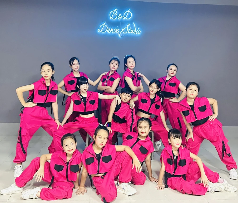 Các em thiếu nhi trong nhóm B&D Dance Kid tham gia chương trình "Trái tim múa" với tiết mục "Run The World". Ảnh: BTC cung cấp