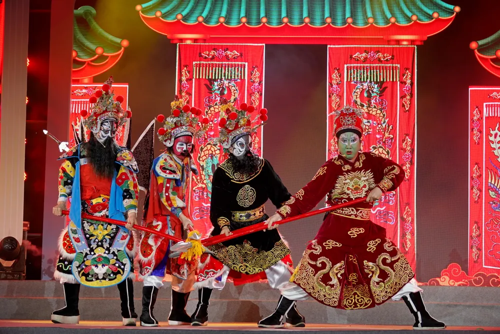 Trích đoạn "Tạ Ôn Đình chém Khương Linh Tá". Ảnh: THÚY BÌNH DSC09647.JPG