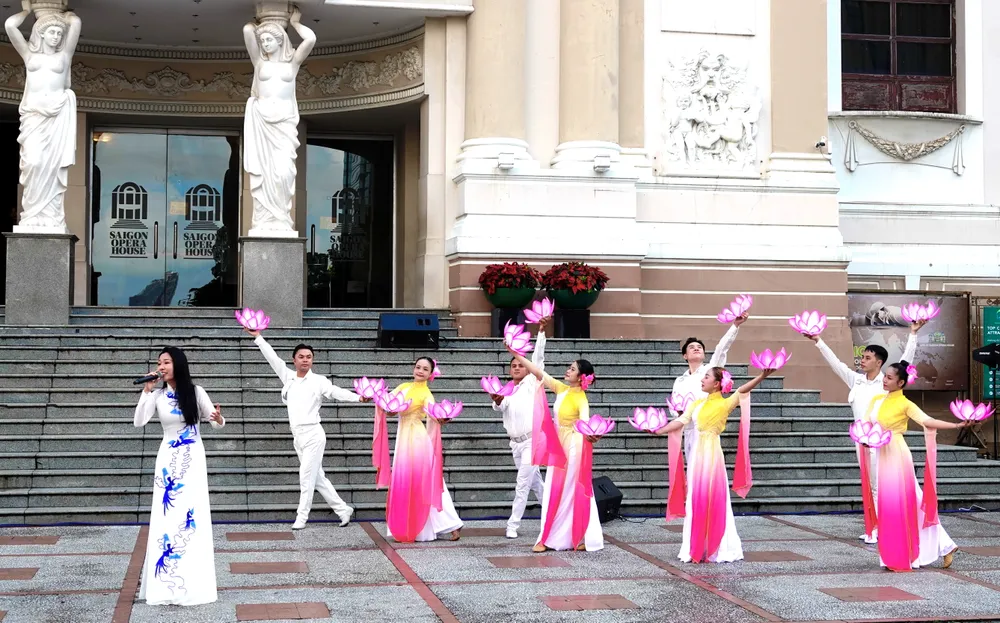 Thanh Nguyen - Lam theo di chuc thieng lieng.JPG