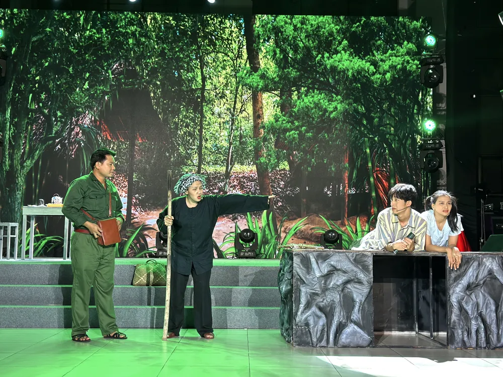 kich Dau co giac la ta cu di.JPG