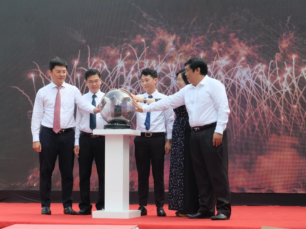 Quận 1 tư vấn thủ tục hành chính công trên nền tảng di động ảnh 2 Quận 1 tư vấn thủ tục hành chính công trên nền tảng di động ảnh 2