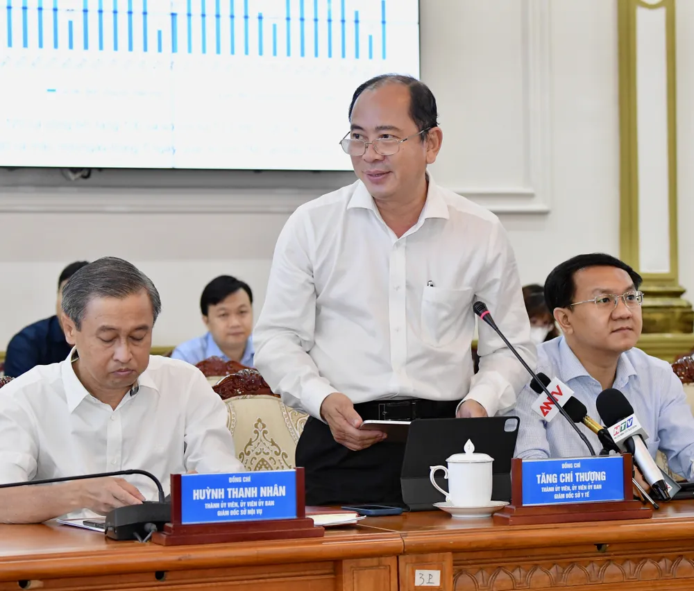 Kinh tế TPHCM tiếp đà phục hồi, có thể tăng trưởng vượt 6-6,5% ảnh 6