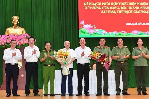 Lực lượng công an và ngành Tuyên giáo TPHCM phối hợp đấu tranh với thông tin xấu, độc ảnh 1 Lực lượng công an và ngành Tuyên giáo TPHCM phối hợp đấu tranh với thông tin xấu, độc ảnh 1