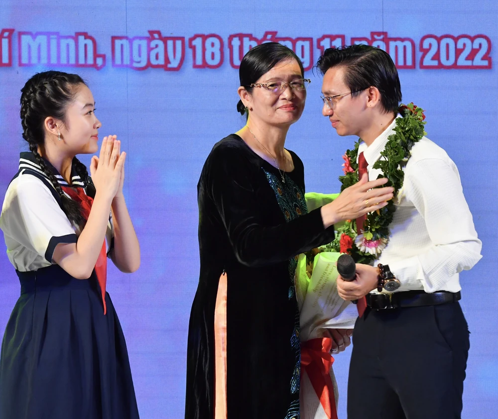 Tuyên dương 244 nhà giáo trẻ tiêu biểu năm 2022 ảnh 2 Tuyên dương 244 nhà giáo trẻ tiêu biểu năm 2022 ảnh 2