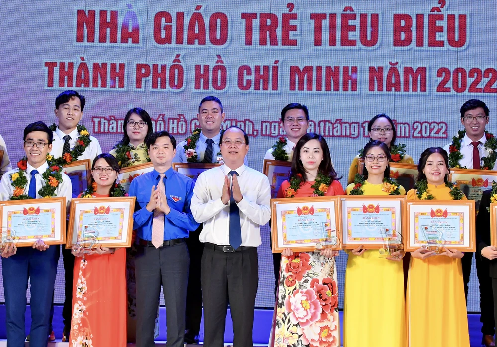 Tuyên dương 244 nhà giáo trẻ tiêu biểu năm 2022 ảnh 4 Tuyên dương 244 nhà giáo trẻ tiêu biểu năm 2022 ảnh 4