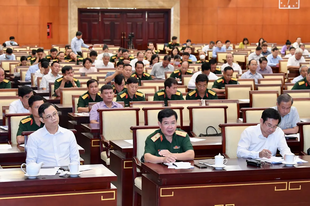 Các đại biểu tham dự hội nghị quán triệt, triển khai nghị quyết. Ảnh: VIỆT DŨNG