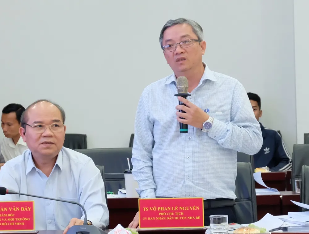 Phó Chủ tịch UBND huyện Nhà Bè Võ Phan Lê Nguyễn đề xuất nhiều nội dung cần điều chỉnh trong dự thảo Luật Đất đai (sửa đổi) Phó Chủ tịch UBND huyện Nhà Bè Võ Phan Lê Nguyễn đề xuất nhiều nội dung cần điều chỉnh trong dự thảo Luật Đất đai (sửa đổi)