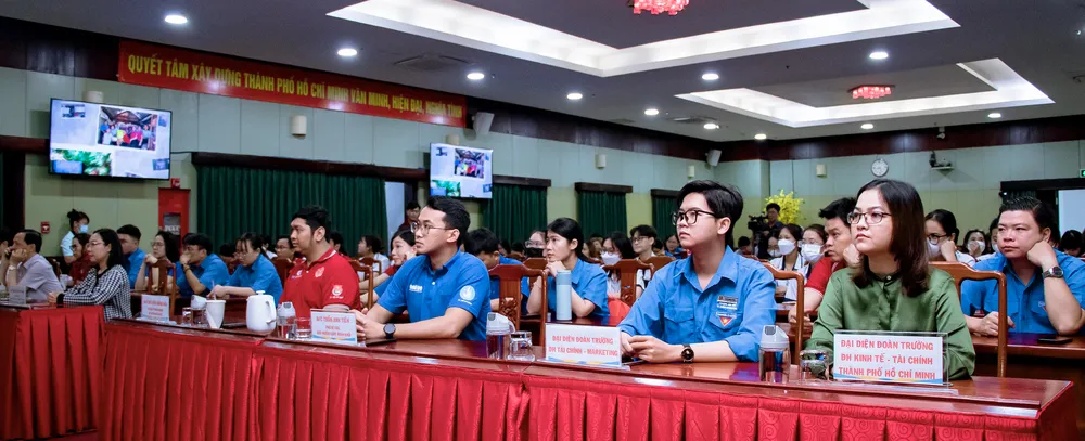 Các chiến sĩ tình nguyện hè 2023 dự lễ ra quân