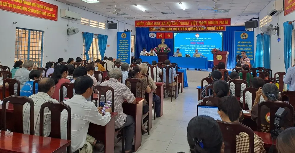 Quang cảnh buổi tiếp xúc