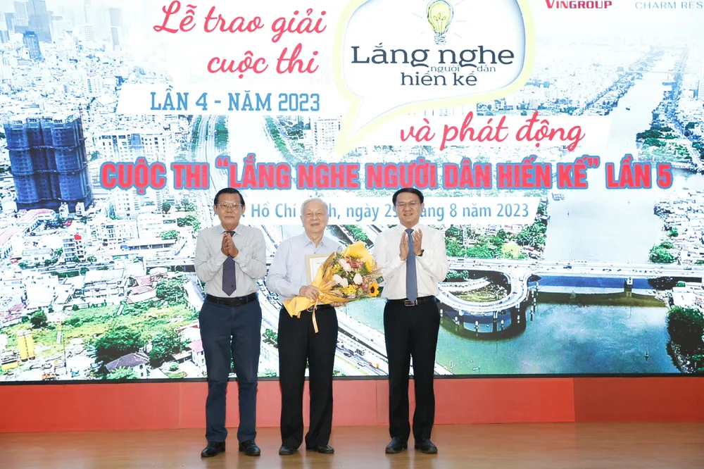 Tác giả Phạm Chánh Trực đoạt giải nhì với tác phẩm “Thực hiện Nghị quyết 98: tập trung 3 mục tiêu”