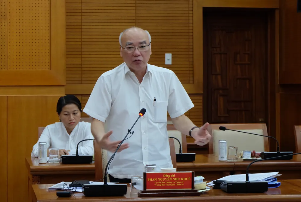 Trưởng Ban Tuyên giáo Thành ủy TPHCM Phan Nguyễn Như Khuê phát biểu tại buổi làm việc Trưởng Ban Tuyên giáo Thành ủy TPHCM Phan Nguyễn Như Khuê phát biểu tại buổi làm việc