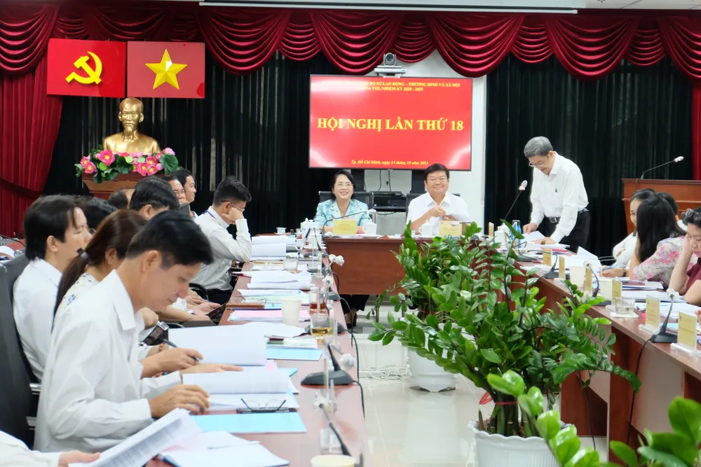 Các đại biểu tham dự hội nghị Các đại biểu tham dự hội nghị