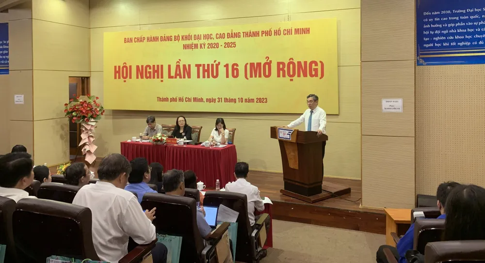 Đồng chí Nguyễn Phước Lộc phát biểu chỉ đạo tại hội nghị