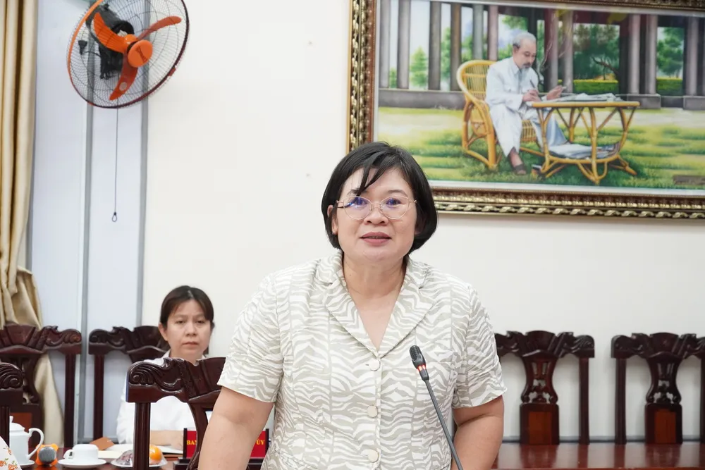Trưởng Ban Tổ chức Thành ủy TPHCM Văn Thị Bạch Tuyết phát biểu tại buổi khảo sát 19-9. 1.JPG