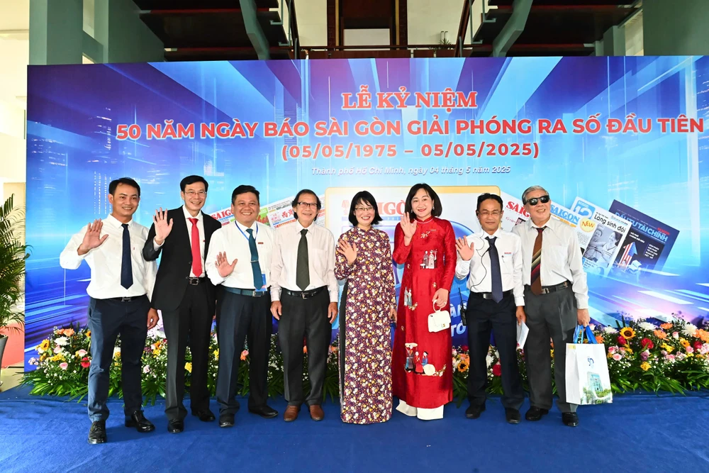 Phó Chủ tịch UBND TPHCM Trần Thị Diệu Thúy đến dự lễ 6.jpg