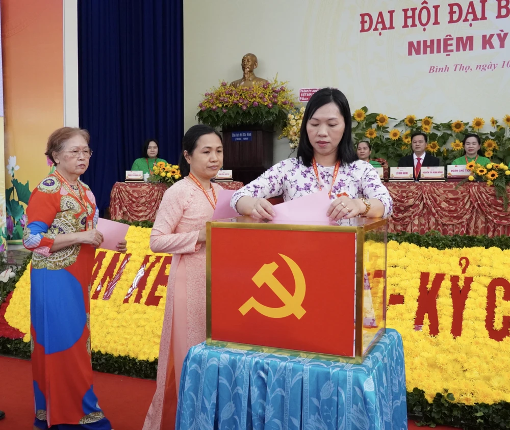 Đại hội đại biểu Đảng bộ xã, phường và Đại hội đại biểu Đảng bộ cấp trên trực tiếp cơ sở hoàn thành trước ngày 31-8. Ảnh PHƯƠNG UYÊN Ảnh chụp Màn hình 2025-05-07 lúc 19.53.47.png