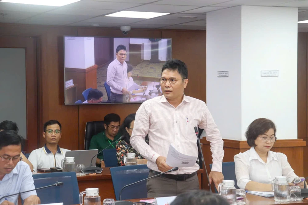 Ông Phạm Quang Hợi, Giám đốc Trung tâm tư vấn và hỗ trợ chuyển dịch kinh tế nông nghiệp, Sở Công thương TPHCM thông tin về Festival Hoa lan TPHCM lần 3 8-5. Sở Công thương.jpg
