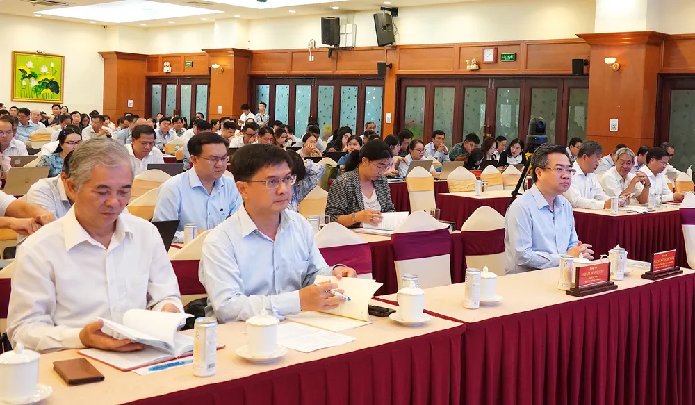 Các đồng chí dự hội nghị. Ảnh: PHƯƠNG UYÊN 15.JPG